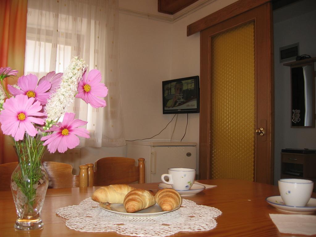 Country House Fon Kobarid Rom bilde